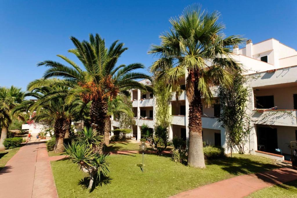 Hotel Villaggio Costa Ripa Rodi Garganico Luaran gambar