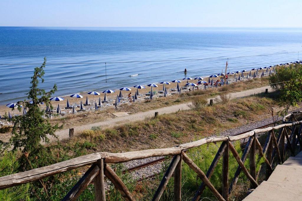 Hotel Villaggio Costa Ripa Rodi Garganico Luaran gambar